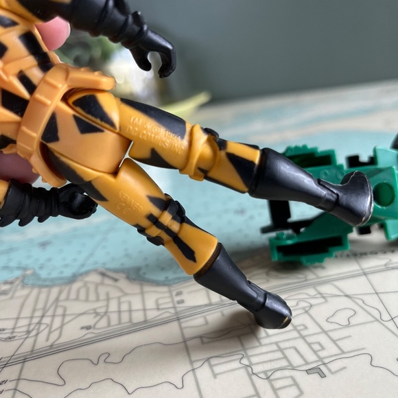 Vintage 1994 Batman Action Force Land Strike Figurine - Picture 6 of 6